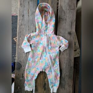 KITH / LUCKY CHARM COLLECTION SZ 0-3M GUC WHITE LUCKY Charms Print 1pc Coverall